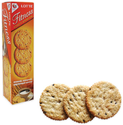 Печенье-крекер LOTTE "Fitness", сладкие, с кунжутом, в картонной упаковке, 88 г (2 х 44 г)